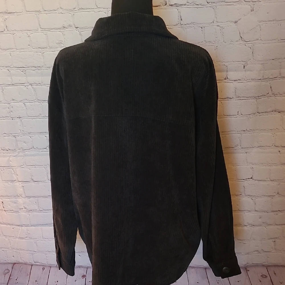 Women's Size Medium Black Corduroy Shacket Shirt